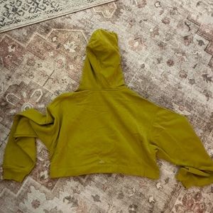 ALO crop sweatshirt